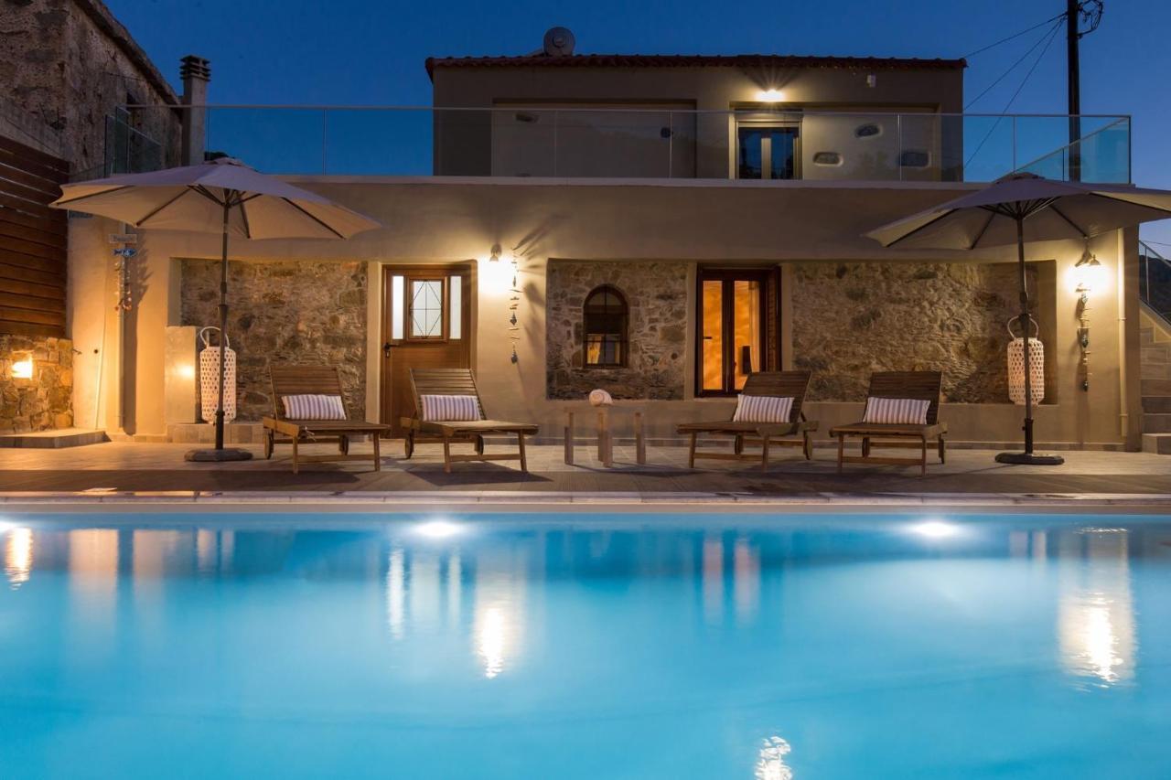 Tzouganos Villa Sfinárion 外观 照片